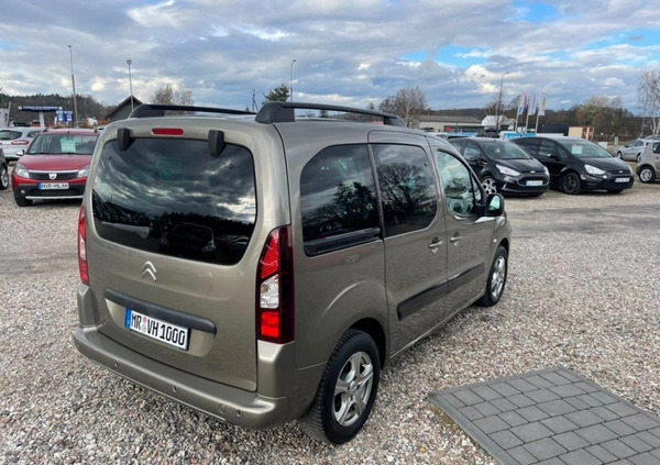 Citroen Berlingo cena 32900 przebieg: 229000, rok produkcji 2013 z Lębork małe 704